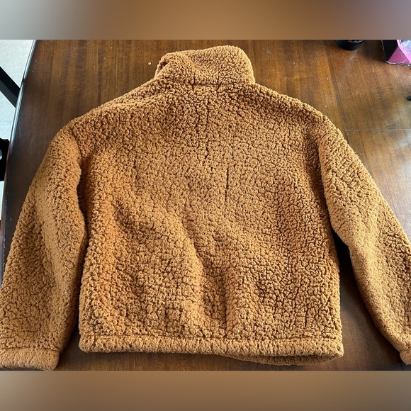 Pink Rose || Sherpa-Type Sweater - Picture 2 of 3